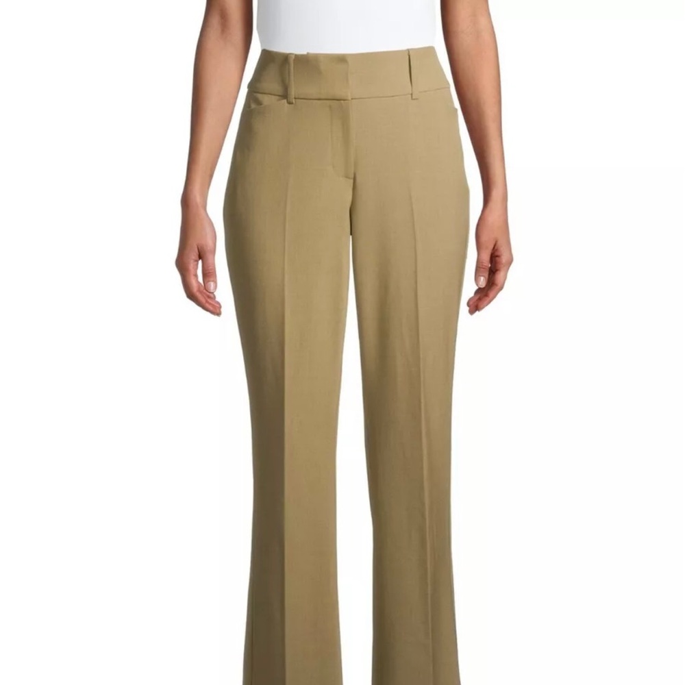 Time and Tru Women's Mid Rise Bootcut Stretch Trouser Pants Size 10 Beige New